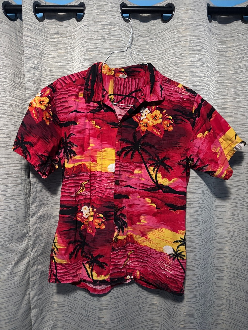 Vibrant Tropical Hawaiian Button-Up Shirt in Fuchsia & Yellow